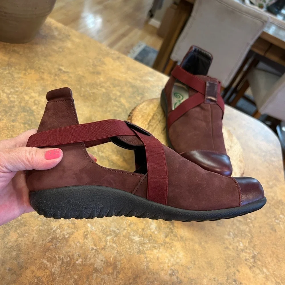 Naot Rakua Bordeaux Leather/Violet Nubuck